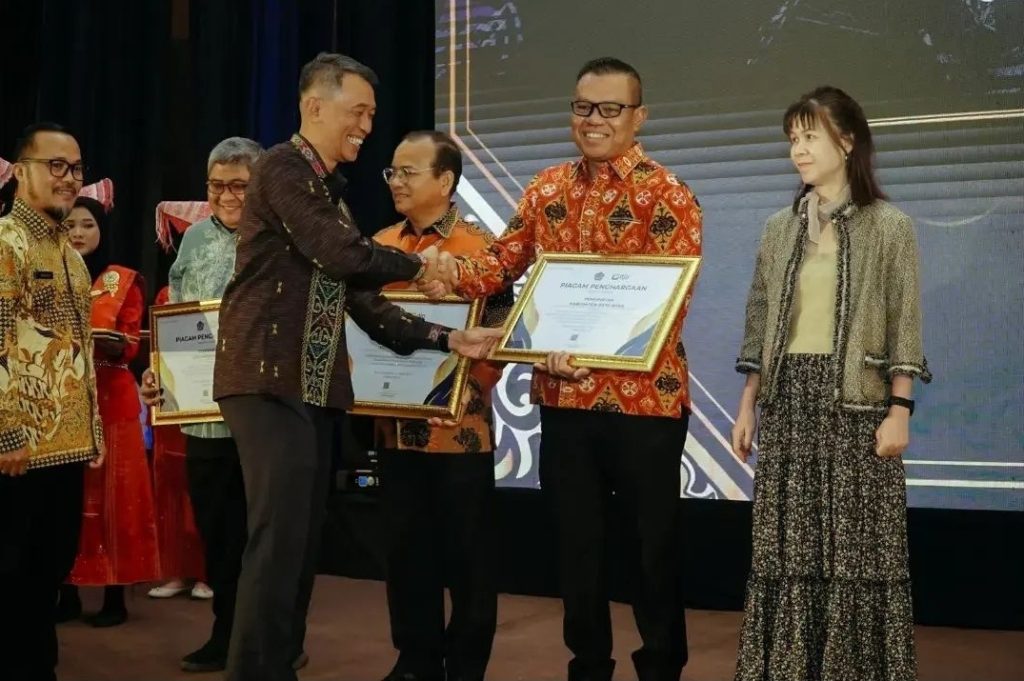 Prestasi Pemkab Batubara Dibidang Wajib Pajak, Boyong Penghargaan Dari Kanwil DJP Sumatera Utara II